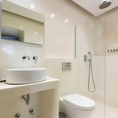 Venghera In The Heart Of Naousa (Paros)