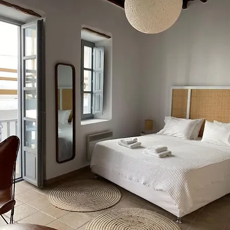 Apartment Venghera In The Heart Of Naousa (Paros)