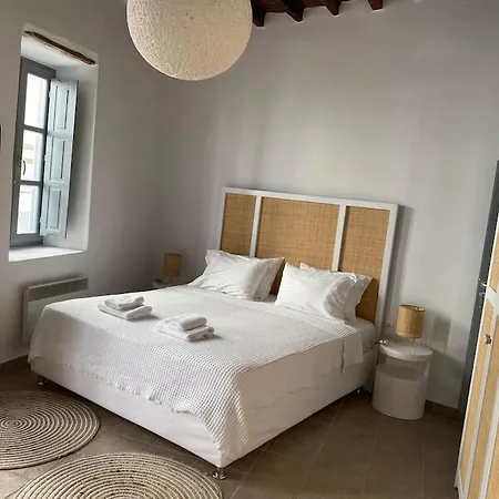 Venghera In The Heart Of Apartment Naousa (Paros)